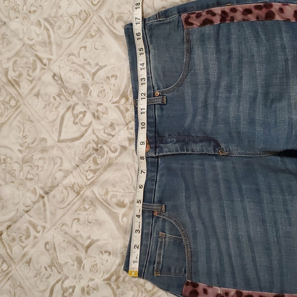 Chico's So Slimming Girlfriend Slim Leg Ankle Animal Print Trim Size 12R Jeans - Picture 11 of 14